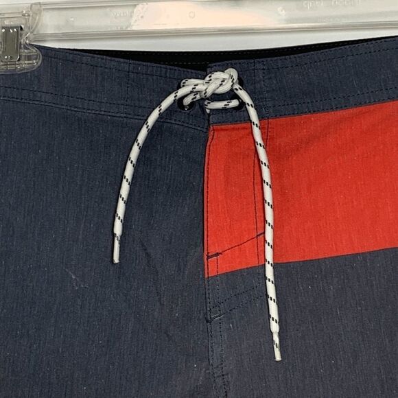 O'Neill 9" Unlined Board Shorts 32" Waist - Picture 5 of 7